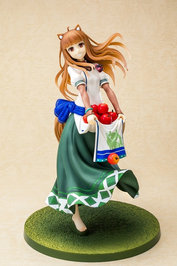 Ookami to Koushinryou - Holo - 1/7 - Plentiful Apple Harvest Ver., Repaint Color (Chara-Ani, Good Smile Company)