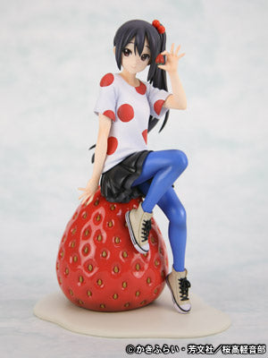 K-ON! - Nakano Azusa - 1/8 - Ending ver. (Listen) (Kyoto Animation)