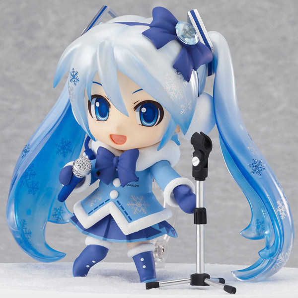 Vocaloid - Hatsune Miku - Nendoroid (#207) - Snow, Fluffy Coat Ver. (Good Smile Company)