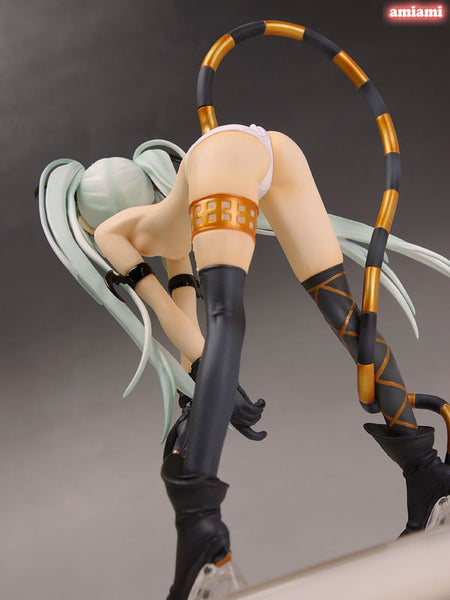 Queen's Gate - Alice - 1/8 (Alpha x Omega)