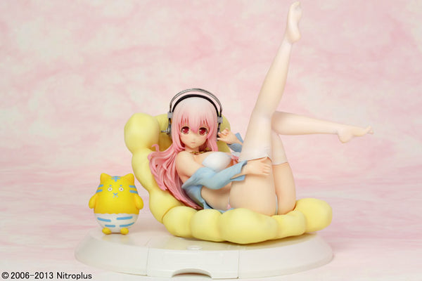SoniComi (Super Sonico) - Sonico - Voice Collection - 1/7 - Bikini & Sofa ver. (Griffon Enterprises)
