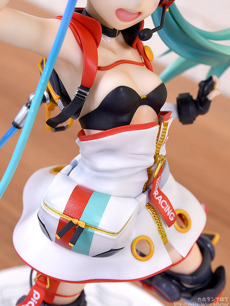 GOOD SMILE Racing - Hatsune Miku - 1/8 - Racing 2020 Ver. (Good Smile Company, GOOD SMILE Racing)